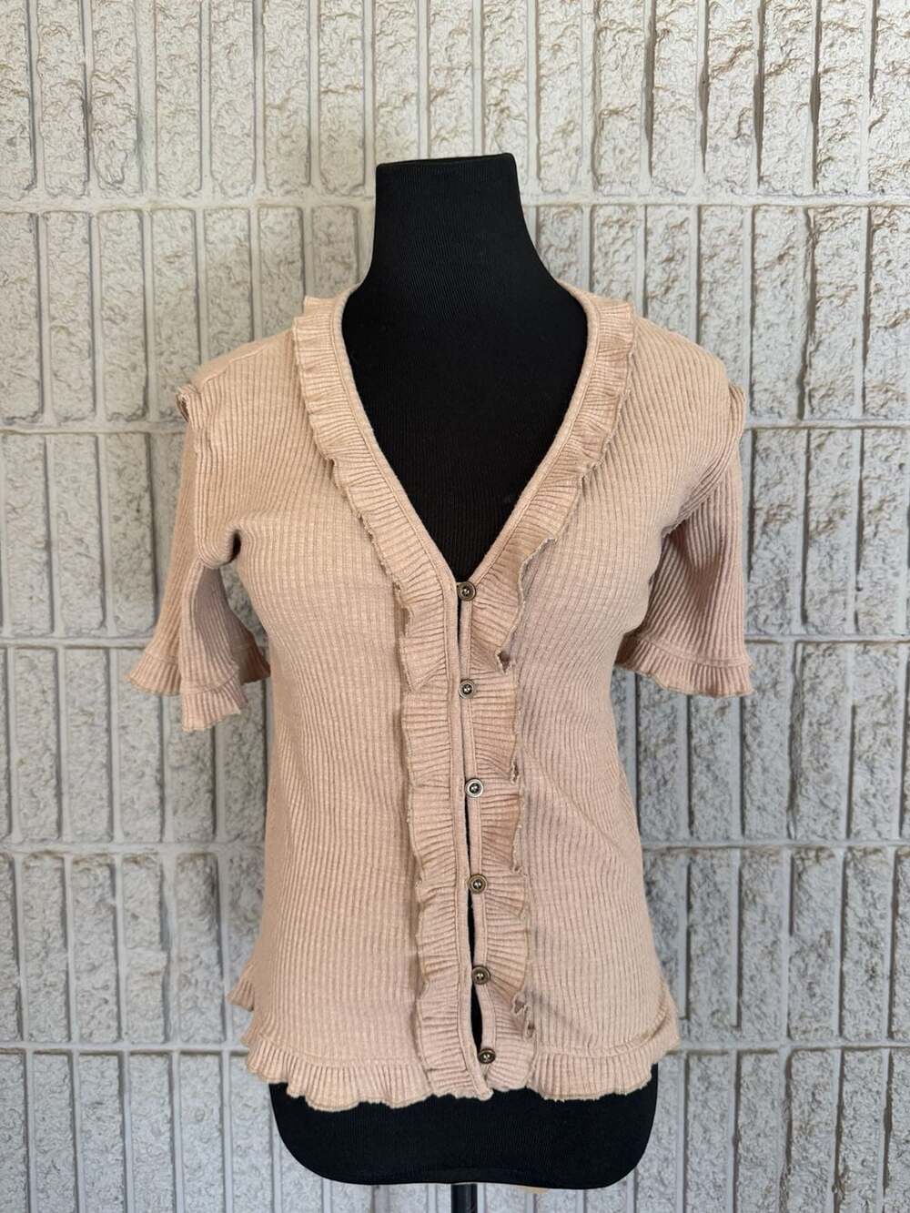 898 Pol YKT524 Cardigan Size L Tan Ribbed Ruffle